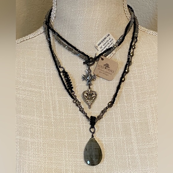 Love Heals Necklace - Picture 8 of 15